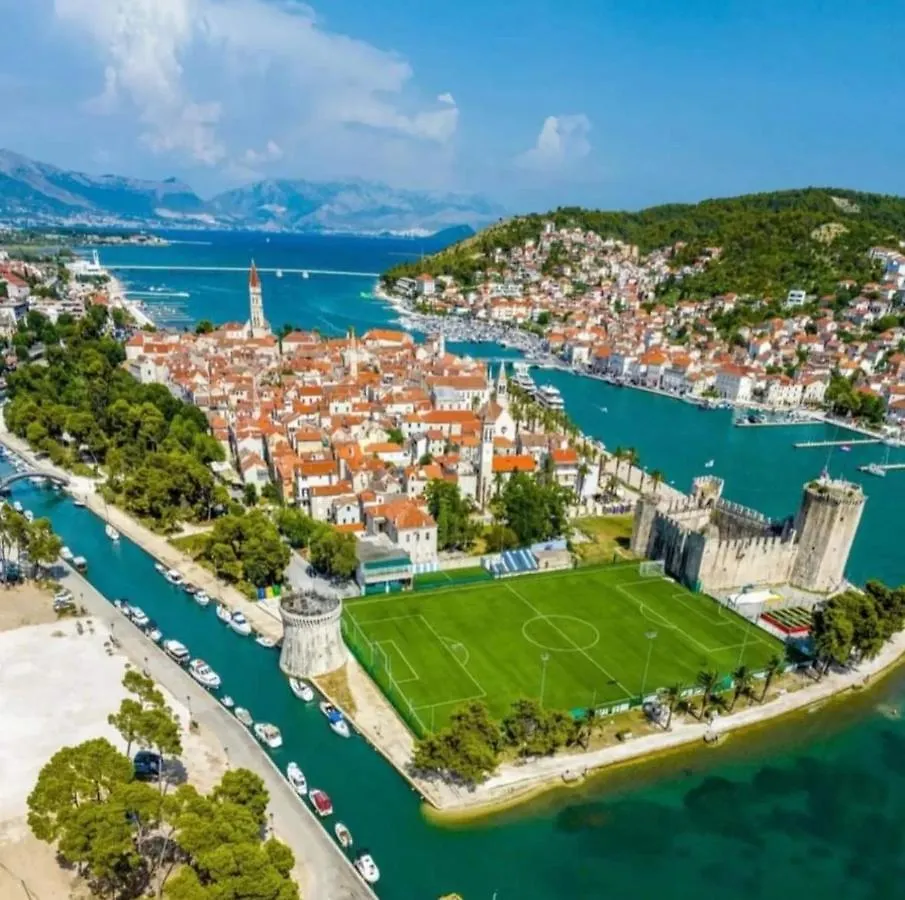 Apartment Luxury In Trogir Apartmant Drago